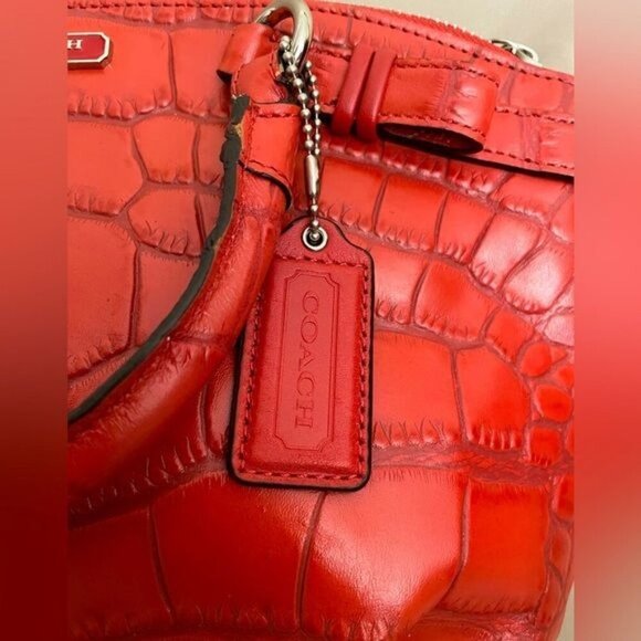 COACH 2013 Madison Lindsey Red Croc Embossed Crossbody Satchel Full Zip 1941 - Picture 7 of 9